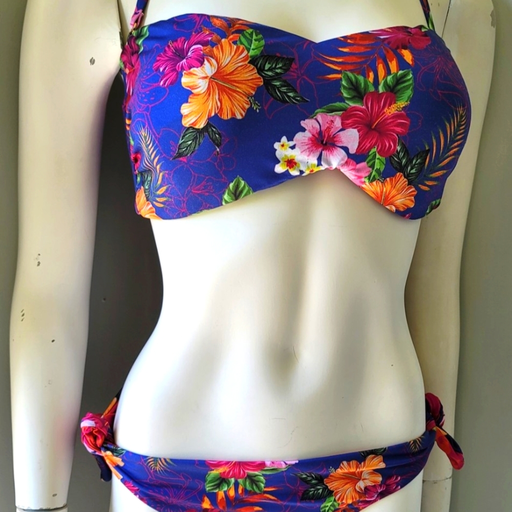 La Vie En Rose Two Piece Bikini